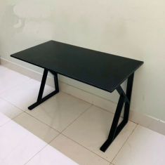 Bàn chữ K Gaming 1m2 đen